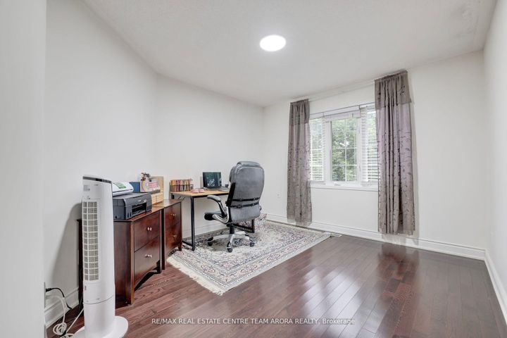 Photo 34 at 329 Brisdale Drive, Fletcher's Meadow, Brampton
