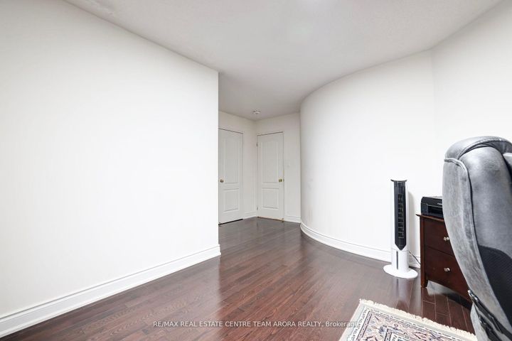 Photo 35 at 329 Brisdale Drive, Fletcher's Meadow, Brampton