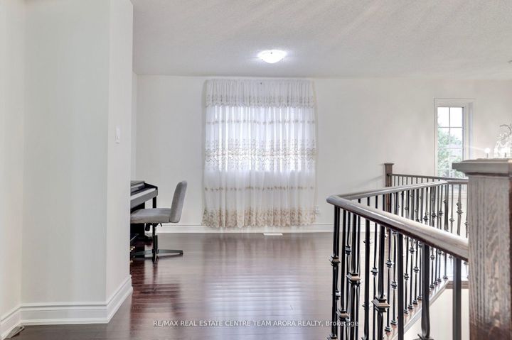Photo 36 at 329 Brisdale Drive, Fletcher's Meadow, Brampton