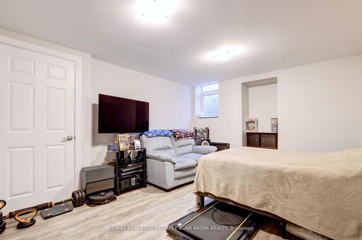 Photo 40 at 329 Brisdale Drive, Fletcher's Meadow, Brampton