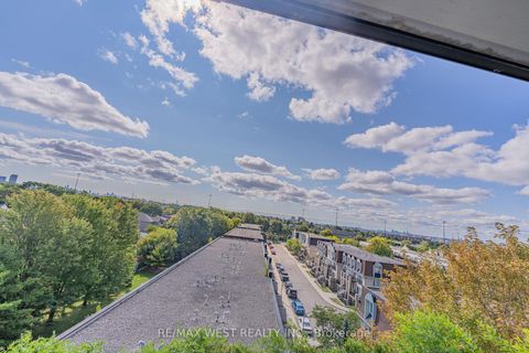 Photo 22 at 627 - 15 James Finlay Way, CFB, Toronto