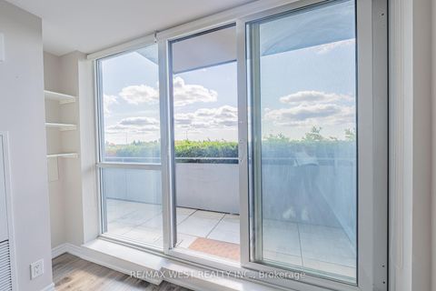 Photo 26 at 627 - 15 James Finlay Way, CFB, Toronto