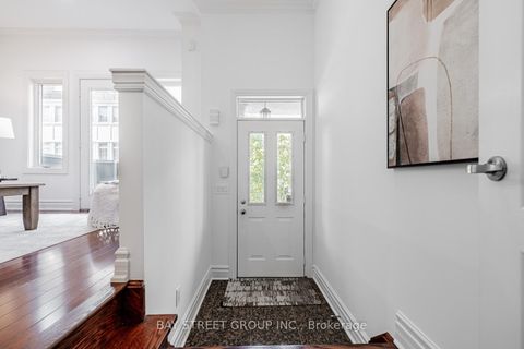 Photo 3 at 35 William Poole Way, Willowdale East, Toronto