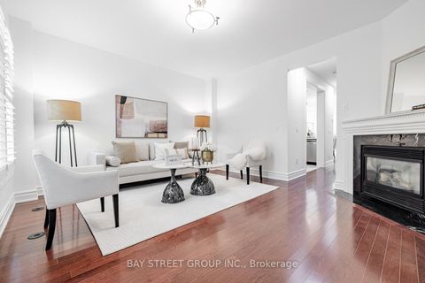 Photo 18 at 35 William Poole Way, Willowdale East, Toronto