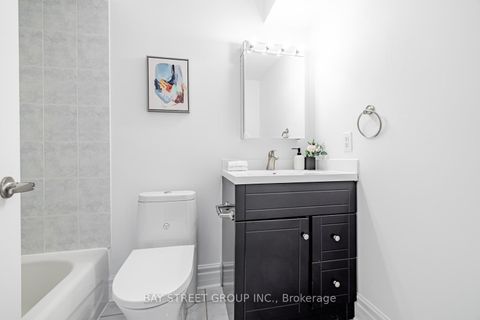 Photo 23 at 35 William Poole Way, Willowdale East, Toronto