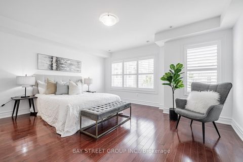 Photo 25 at 35 William Poole Way, Willowdale East, Toronto