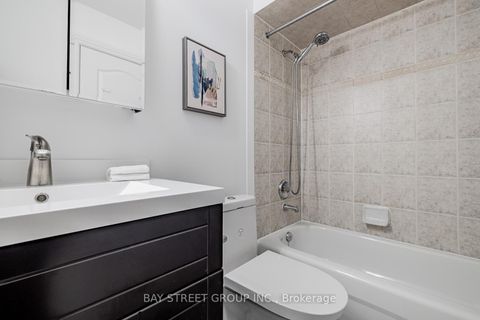 Photo 27 at 35 William Poole Way, Willowdale East, Toronto