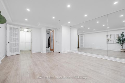 Photo 37 at 35 William Poole Way, Willowdale East, Toronto