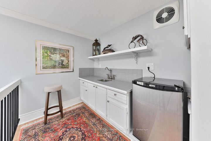 Photo 21 at 27 - 1250 Marlborough Court, CP College Park, Oakville