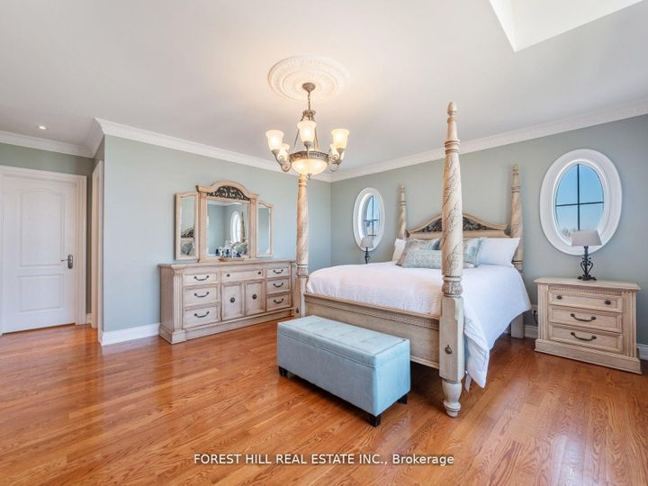 Photo 26 at 18 Highland Hill, Glen Park, Toronto