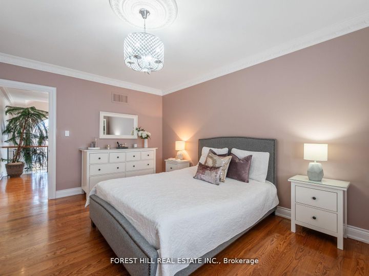 Photo 30 at 18 Highland Hill, Glen Park, Toronto