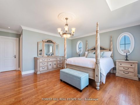 Photo 26 at 18 Highland Hill, Glen Park, Toronto