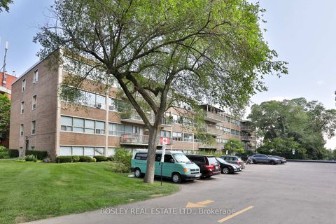 Photo 3 at 110 - 160 The Donway W, Don Mills, Toronto
