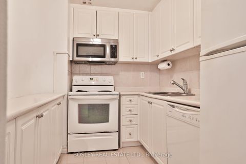 Photo 8 at 110 - 160 The Donway W, Don Mills, Toronto
