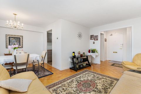 Photo 1 at 808 - 5 Frith Road, Jane Heights, Toronto