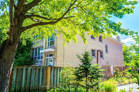 Photo 3 at 47 Ranleigh Avenue, Lawrence Park North, Toronto