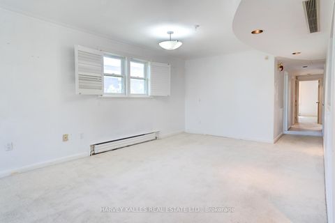 Photo 12 at 47 Ranleigh Avenue, Lawrence Park North, Toronto