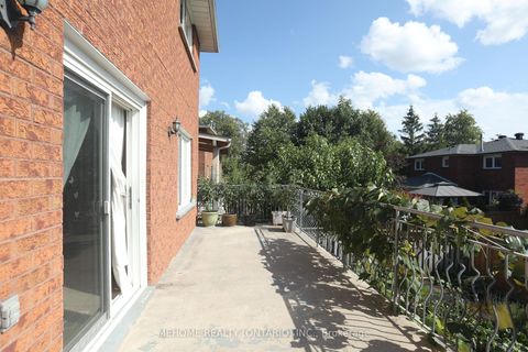 Photo 15 at 70 Governor Crescent, East Woodbridge, Vaughan