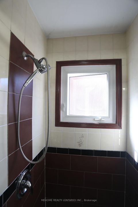 Photo 17 at 70 Governor Crescent, East Woodbridge, Vaughan