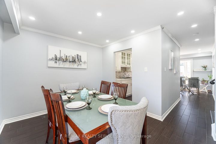 Photo 20 at 73 Blackthorn Lane, Brampton North, Brampton