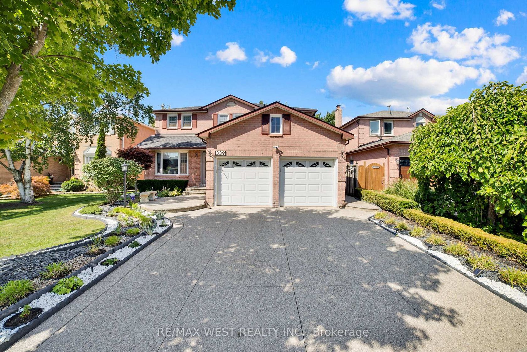 339 Parklane Road, CP College Park, Oakville 