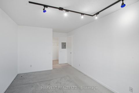 Photo 16 at 3303 - 750 Bay Street, Bay Street Corridor, Toronto