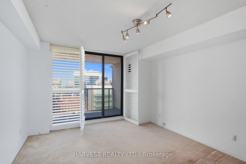 Photo 20 at 3303 - 750 Bay Street, Bay Street Corridor, Toronto