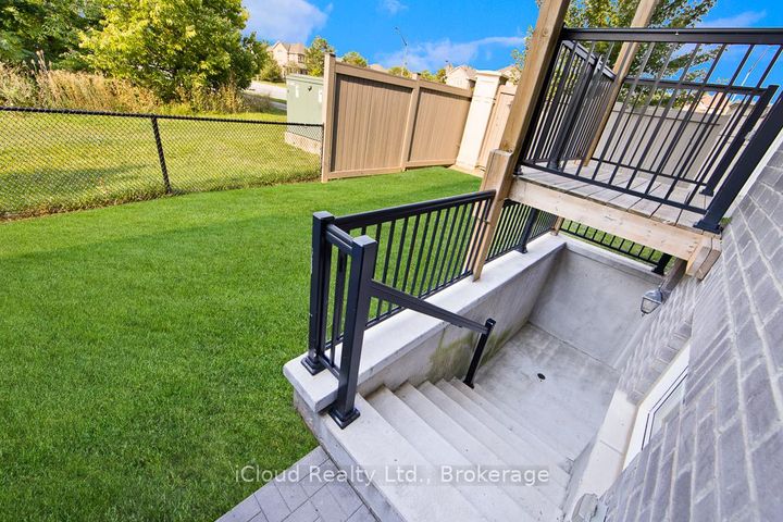 Photo 28 at 2 Pomarine Way, Credit Valley, Brampton