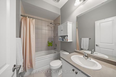 Photo 25 at 198 Moody Drive, Kleinburg, Vaughan