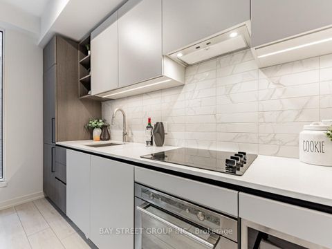 Photo 1 at 312 - 55 Mercer Street, Waterfront Communities C1, Toronto