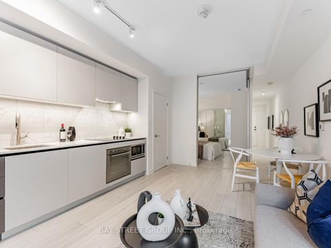 Photo 2 at 312 - 55 Mercer Street, Waterfront Communities C1, Toronto