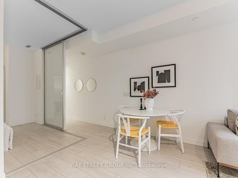 Photo 4 at 312 - 55 Mercer Street, Waterfront Communities C1, Toronto