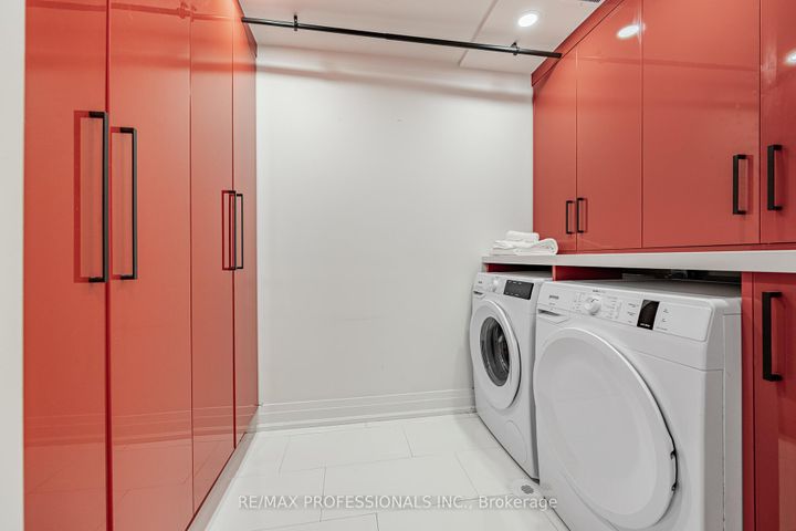 Photo 19 at 701 - 355 Rathburn Road E, Rathwood, Mississauga
