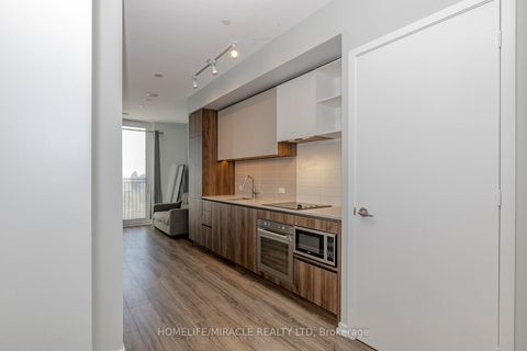 Photo 10 at 501 - 7890 Jane Street, Vaughan Corporate Centre, Vaughan