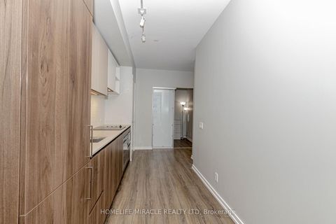 Photo 14 at 501 - 7890 Jane Street, Vaughan Corporate Centre, Vaughan