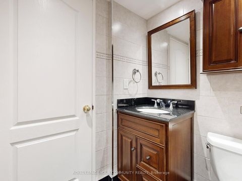 Photo 13 at 324 - 32 Clarissa Drive, Harding, Richmond Hill Photo 13 at 324 - 32 Clarissa Drive, Harding, Richmond Hill