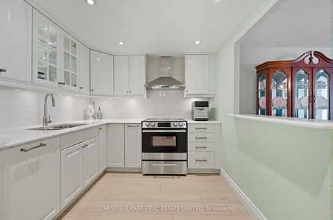 Photo 2 at 911 - 20 Dean Park Road, Rouge E11, Toronto