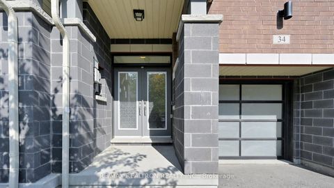 Photo 1 at 34 Fancamp Drive, Maple, Vaughan