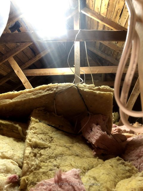 Photo 10 at 47 Metropolitan Crescent, Keswick North, Georgina