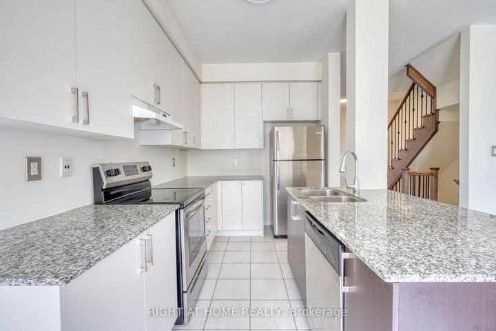 Photo 10 at 53 Sandwell Street, Vellore Village, Vaughan