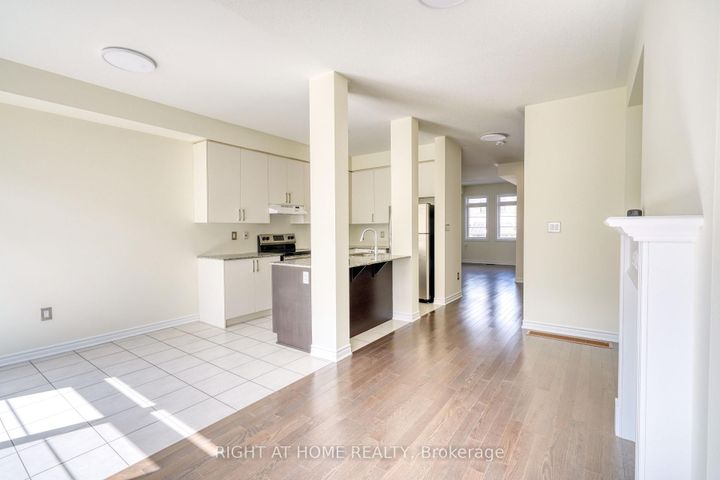 Photo 13 at 53 Sandwell Street, Vellore Village, Vaughan