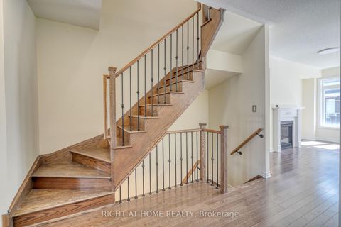 Photo 17 at 53 Sandwell Street, Vellore Village, Vaughan