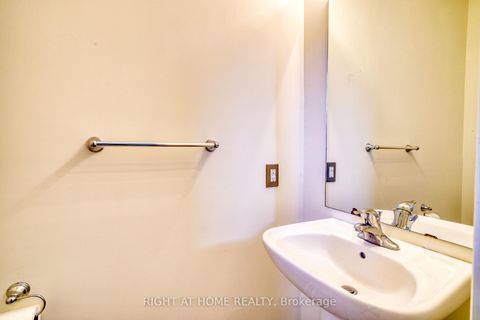 Photo 38 at 53 Sandwell Street, Vellore Village, Vaughan
