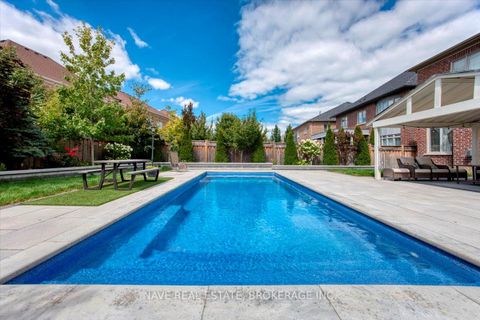 Photo 2 at 8 Noe DiBiase Road, Kleinburg, Vaughan