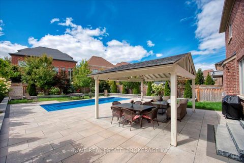 Photo 12 at 8 Noe DiBiase Road, Kleinburg, Vaughan