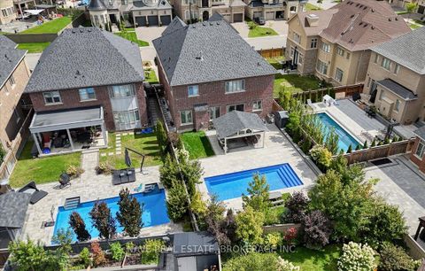 Photo 14 at 8 Noe DiBiase Road, Kleinburg, Vaughan