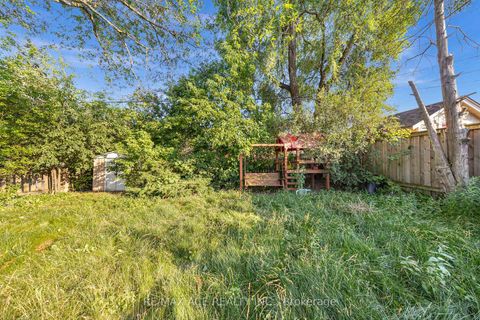 Photo 8 at 3 Hogan Drive, Woburn, Toronto