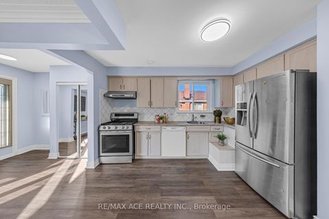 Photo 17 at 3 Hogan Drive, Woburn, Toronto