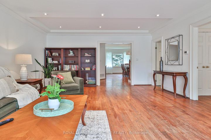 Photo 9 at 36 Martindale Road, Cliffcrest, Toronto