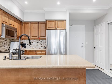Photo 7 at 310 - 9451 Jane Street, Maple, Vaughan